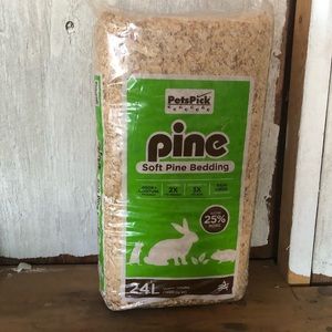 ✨ Soft pine bedding for small animal ✨